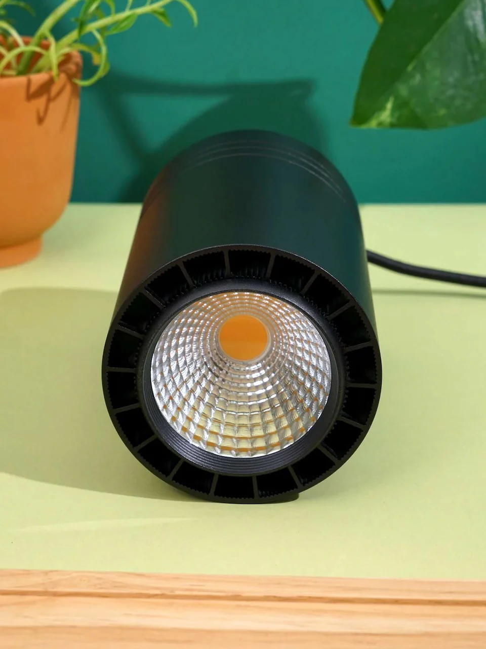 Soltech Aspect Grow Light Fixture (Multiple Colours) - Image 7